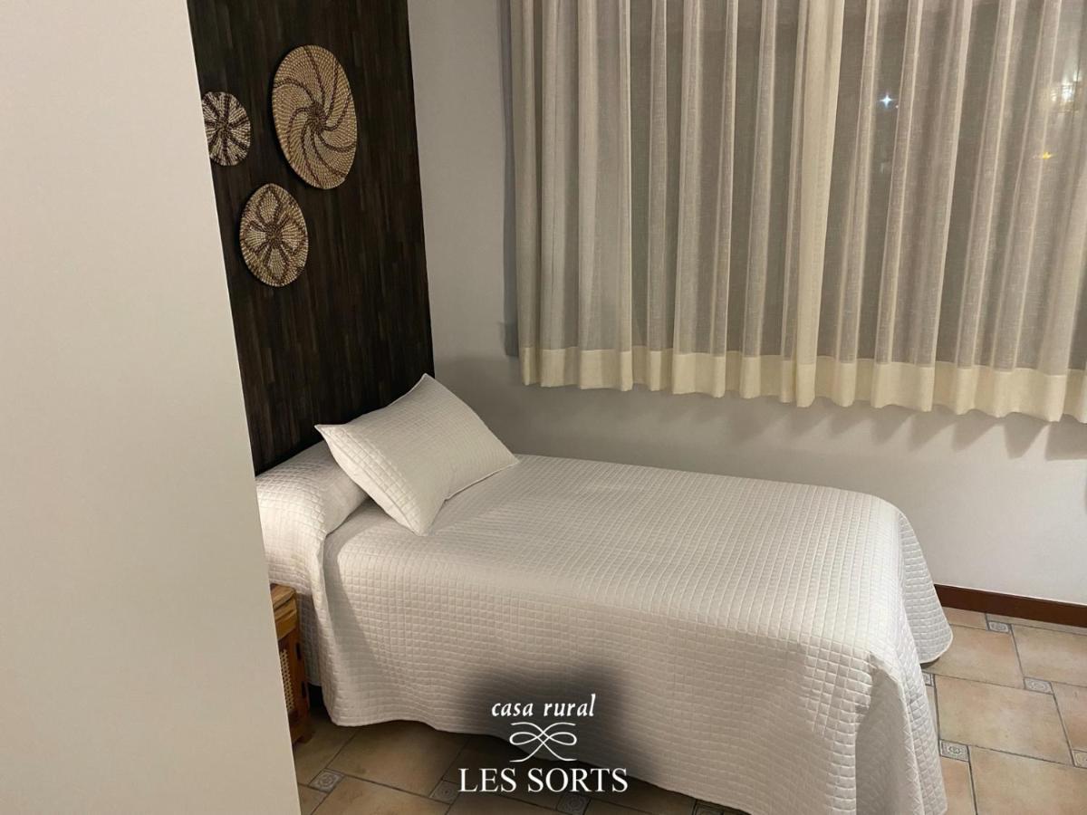 Rossell Casa Rural Les Sorts מראה חיצוני תמונה