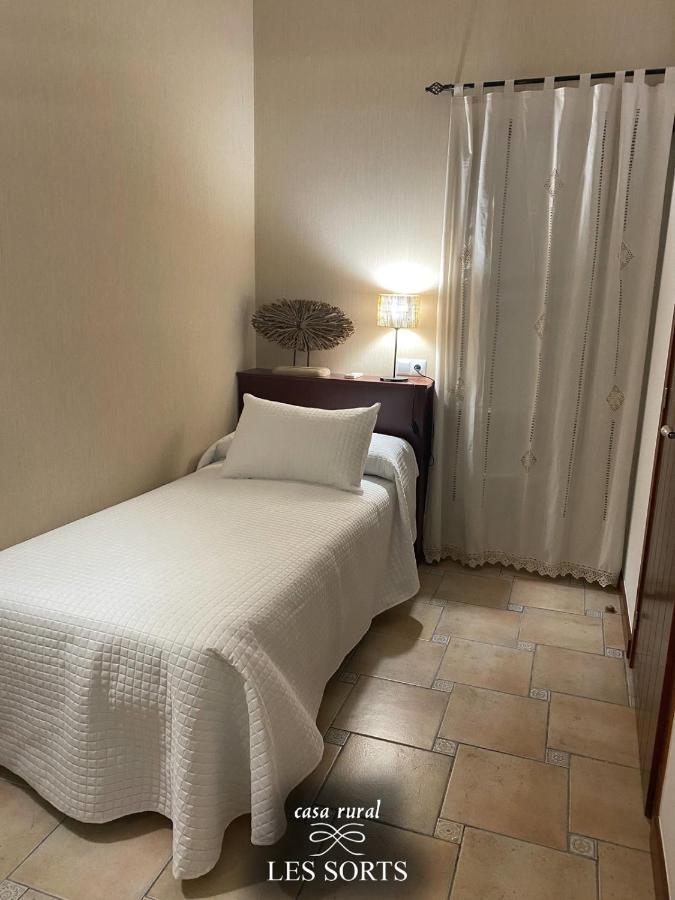 Rossell Casa Rural Les Sorts מראה חיצוני תמונה
